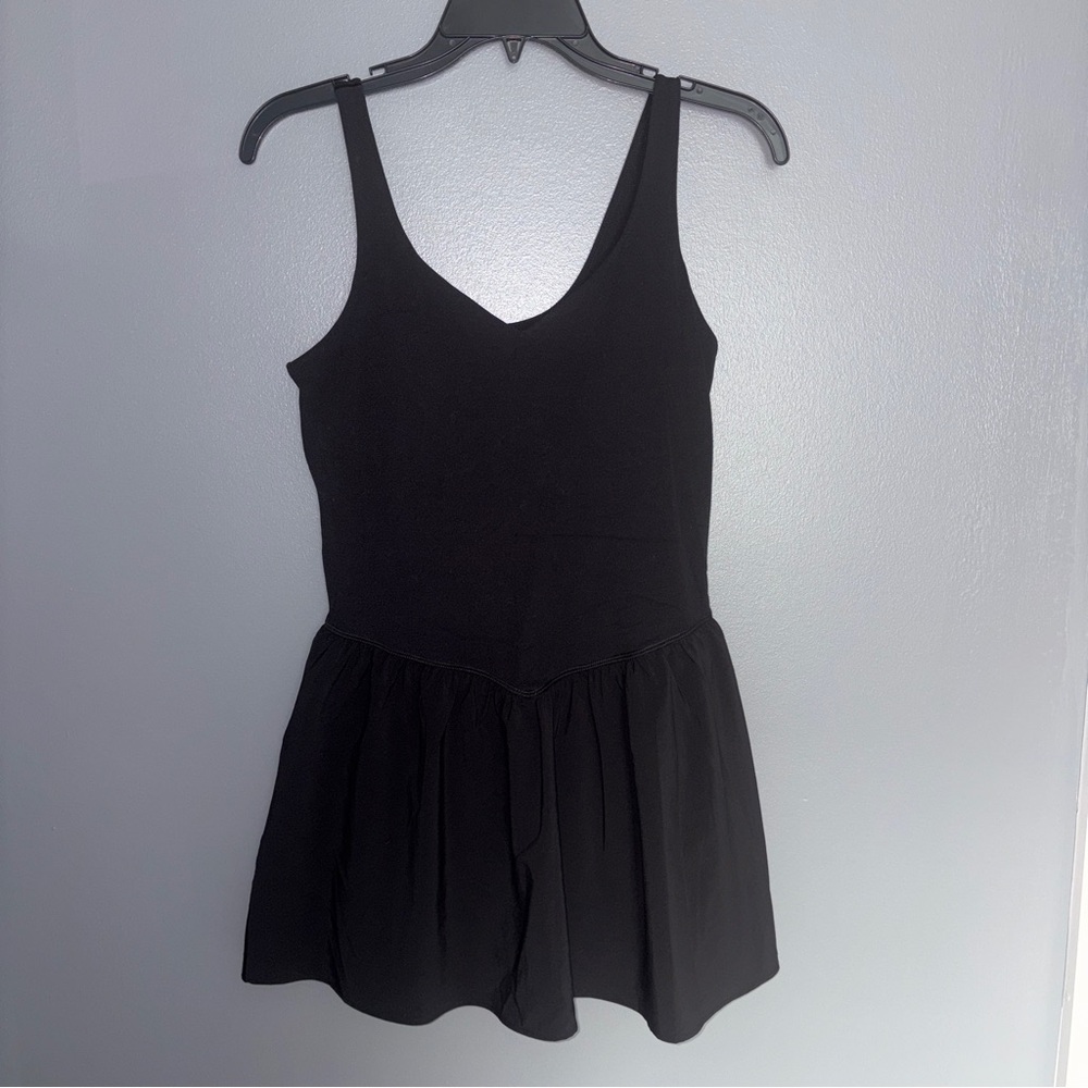 OFFLINE By Aerie Real Me Low Key Plié Dress Womens Medium Black Line Shorts